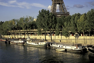 Europe, France, Paris Eiffel Tower, Seine, barges Europe, France, Paris Eiffel Tower, Seine, barges