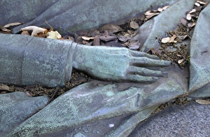 Europe, France, Paris. Pere Lachaise Cemetery, Cimetiere du Pere Lachaise detail Europe, France, Paris. Pere Lachaise Cemetery, Cimetiere du Pere Lachaise detail