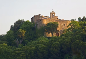 Europe, Italy, Tuscany, La Foce, Picturesque church in Tuscany, Church of San Bernardino Europe, Italy, Tuscany, La Foce, Picturesque church in Tuscany, Church of San Bernardino