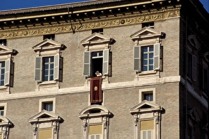 Europe, Vatican City (Holy See). Pope John Paul II during the traditional Angelus Europe, Vatican City (Holy See). Pope John Paul II during the traditional Angelus