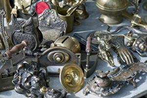 Flea Market in Piazza dei Ciompi, Piazza dei Ciompi, Firenze, UNESCO World Heritage Site Flea Market in Piazza dei Ciompi, Piazza dei Ciompi, Firenze, UNESCO World Heritage Site
