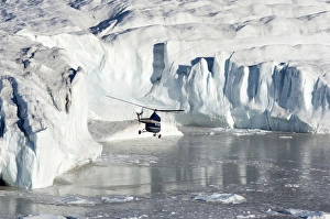 Flight seeing over Wordie Glacier Godthab Golf - North East Greenland National Park Flight seeing over Wordie Glacier Godthab Golf - North East Greenland National Park
