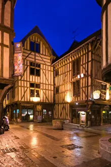 Images Dated 9th March 2005: FRANCE-Champagne (Aube)-Troyes: Half Timbered Houses / Evening / Old Town