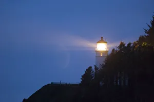 Heceta Head Lighthouse, Central Oregon Coast, USA Heceta Head Lighthouse, Central Oregon Coast, USA