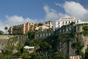 ITALY-Campania-(Sorrento Peninsula)-SORRENTO:Coastal View from Marina Piccola ITALY-Campania-(Sorrento Peninsula)-SORRENTO:Coastal View from Marina Piccola