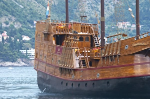 The Karaka 16 century galleon replica boat in the old harbour Dubrovnik, old city The Karaka 16 century galleon replica boat in the old harbour Dubrovnik, old city