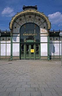 Karlsplaz U Bahn Station designed by Otto Wagner architect; Vienna; Austria Karlsplaz U Bahn Station designed by Otto Wagner architect; Vienna; Austria