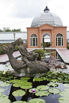 LA, New Orleans, New Orleans Botanical Garden, The Conservatory of the Two Sisters with lily pond LA, New Orleans, New Orleans Botanical Garden, The Conservatory of the Two Sisters with lily pond