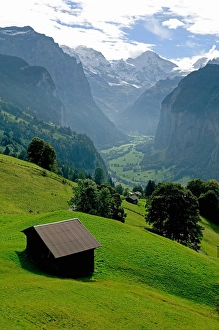 Lauterbrunnental, Bernese Oberland, Switzerland Lauterbrunnental, Bernese Oberland, Switzerland