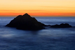 A long exposure of sunset from San Franciscos Cliff House A long exposure of sunset from San Franciscos Cliff House