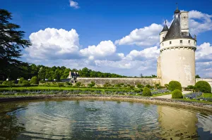 The Marques Tower and fountain, Chateau de Chenonceau, Chenonceaux, Loire Valley, France The Marques Tower and fountain, Chateau de Chenonceau, Chenonceaux, Loire Valley, France
