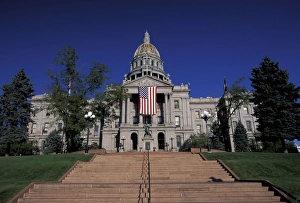 NA, USA, Colorado, Denver Colorado State Capitol, late afternoon Patriotism NA, USA, Colorado, Denver Colorado State Capitol, late afternoon Patriotism