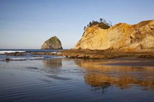 Oregon Coast Scenic Views Prints: OR, Cape Kiwanda and Haystack Rock