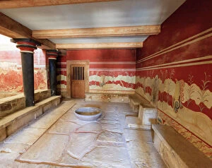 Archaeological Collection: The Queens bath. Knossos Palace dated to 2000 BC is considered to be Europes oldest City
