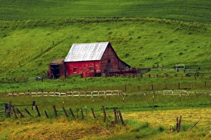 Red barn in the Palouse, Whitman County, Washington, USA Red barn in the Palouse, Whitman County, Washington, USA