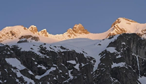 Reichenspitze mountain range ( Zillertertal Alps) in the national Park Hohe Tauern Reichenspitze mountain range ( Zillertertal Alps) in the national Park Hohe Tauern