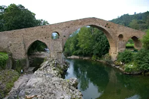 Roman bridge crossing the Sella River at Cangas de Onis, Asturias, northern Spain Roman bridge crossing the Sella River at Cangas de Onis, Asturias, northern Spain