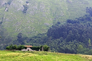 Ruins of a stone farmhouse in rural Cantabria, northern Spain Ruins of a stone farmhouse in rural Cantabria, northern Spain