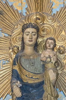 Se do Porto, Europe, Portugal, Oporto, Madonna and Child sculpture Se do Porto, Europe, Portugal, Oporto, Madonna and Child sculpture