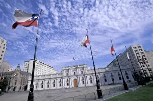 Images Dated 16th December 2003: South America, Chile, Santiago Palacio de la Moneda, the historically important Presidential