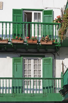 Spain, Basque Country Region, Guipuzcoa Province, Hondarribia, La Marina, old fishermen's Spain, Basque Country Region, Guipuzcoa Province, Hondarribia, La Marina, old fishermen's