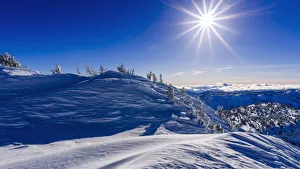 Sunflair over the Sierra from Mammoth Mountain Ski Area, Mammoth Lakes, California, USA Sunflair over the Sierra from Mammoth Mountain Ski Area, Mammoth Lakes, California, USA