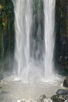Thomsonas Falls, just outside Nyahururu, on the Ewaso Narok River, Kenya, Africa Thomsonas Falls, just outside Nyahururu, on the Ewaso Narok River, Kenya, Africa