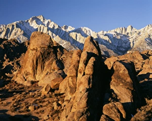 USA, California, Eastern Sierra Range, Granite formations of the Alabama Hills USA, California, Eastern Sierra Range, Granite formations of the Alabama Hills