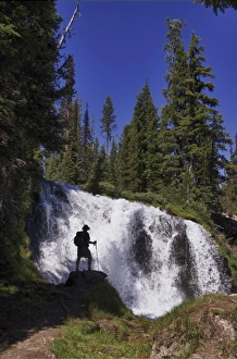 USA, Oregon, Bend, Three Sisters Wilderness, Deschutes National Forest, Fall Creek USA, Oregon, Bend, Three Sisters Wilderness, Deschutes National Forest, Fall Creek
