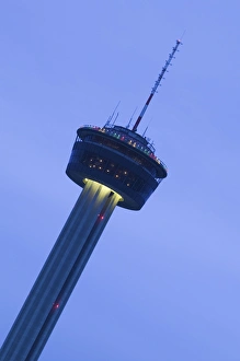 USA-TEXAS-San Antonio: Tower of the Americas / Evening USA-TEXAS-San Antonio: Tower of the Americas / Evening