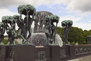 Vigeland Sculpture ParkThe park contains 192 sculptures with more than 600 figures Vigeland Sculpture ParkThe park contains 192 sculptures with more than 600 figures