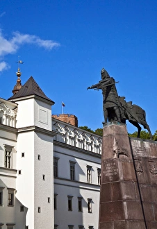 Vilnius, Lithuania, Lietuva, Monument to Gediminas, the Grand Duke and Founder of Vilnius, Lithuania, Lietuva, Monument to Gediminas, the Grand Duke and Founder of