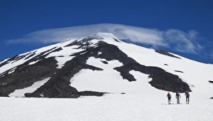 Washington, Mount Adams. Hikers on Mount Adams Washington, Mount Adams. Hikers on Mount Adams