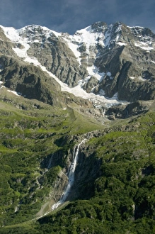 Waterfall and Mittaghorn, upper Lauterbrunnen Valley, Switzerland Waterfall and Mittaghorn, upper Lauterbrunnen Valley, Switzerland