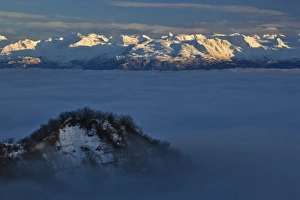 Winter sunset, Kenai Mountains, from Homer, Alaska Winter sunset, Kenai Mountains, from Homer, Alaska