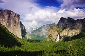 Valley Collection: Yosemite Valley from Tunnel View, Yosemite National Park, California USA