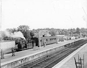 Images Dated 30th May 2012: Robertsbridge Station c. 1952
