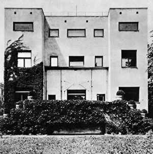 ADOLF LOOS: STEINER HOUSE. The Steiner House in Vienna, Austria, designed by Adolf Loos ADOLF LOOS: STEINER HOUSE. The Steiner House in Vienna, Austria, designed by Adolf Loos