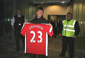 Andrey Arshavin (New Arsenal signing) meets the fans Andrey Arshavin (New Arsenal signing) meets the fans