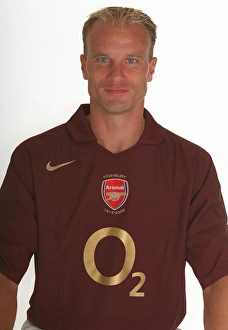 Arsenal 1st Team Photocall. Arsenal Stadium, Highbury, London, 4/8/05 Arsenal 1st Team Photocall. Arsenal Stadium, Highbury, London, 4/8/05