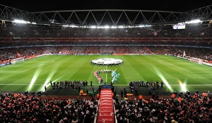 The Arsenal and Barcelona team walk out before the match. Arsenal 2:1 Barcelona The Arsenal and Barcelona team walk out before the match. Arsenal 2:1 Barcelona