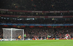 Arsenal FC v AC Milan - UEFA Champions League Round of 16 Arsenal FC v AC Milan - UEFA Champions League Round of 16