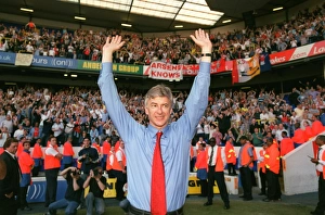 Arsene Wenger (Arsenal) celebrates winning the league Arsene Wenger (Arsenal) celebrates winning the league