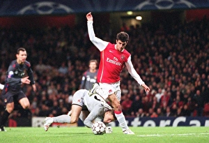 Cesc Fabregas (Arsenal) Igor Akinfeev (CSKA) Cesc Fabregas (Arsenal) Igor Akinfeev (CSKA)