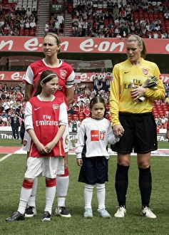 Emma Byrne and Faye White with the mascots Emma Byrne and Faye White with the mascots