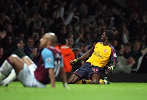 Emmanuel Adebayor celebrates Arsenals 1st goal Emmanuel Adebayor celebrates Arsenals 1st goal
