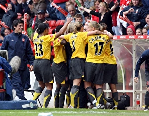 Jayne Ludlow celebrates scoring Arsenals 3rd goal her 2nd with her team mates Jayne Ludlow celebrates scoring Arsenals 3rd goal her 2nd with her team mates