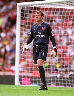 Images Dated 1st August 2007: Jens Lehmann in Action: Arsenal's 2:1 Victory Over Inter Milan, Emirates Cup, 2007