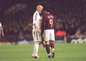 Jose Reyes (Arsenal) Thomas Gravesen (Real Madrid) Jose Reyes (Arsenal) Thomas Gravesen (Real Madrid)