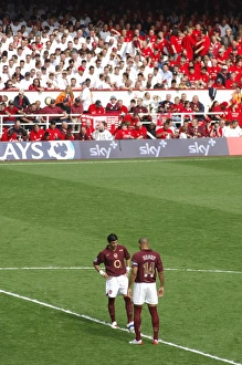 Jose Reyes and Thierry Henry (Arsenal) kick off the 2nd half Jose Reyes and Thierry Henry (Arsenal) kick off the 2nd half